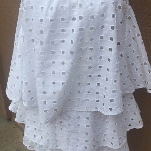 Sz XS Natalie Anne Three Tiered Eyelet Dress - Picture 4 of 6
